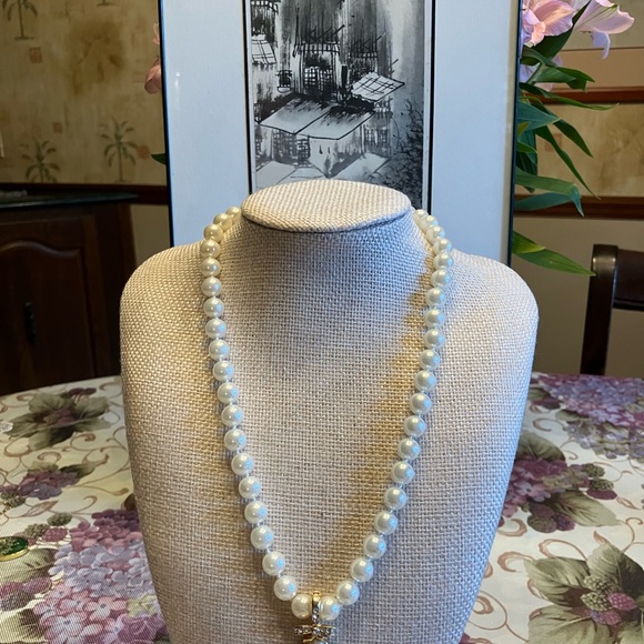 ROMAN SIGNED GLASS PEARLS WITH BEAUTIFUL PENDANT - Picture 10 of 16